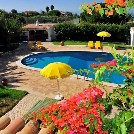 Casa Gondi - Right By Gale - Large Lush Gardens Albufeira