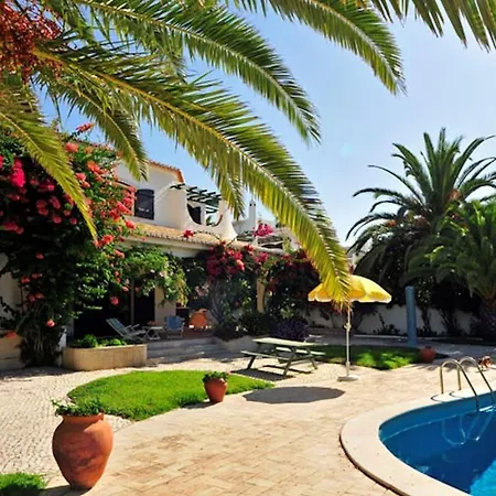 Casa Gondi - Right By Gale - Large Lush Gardens *