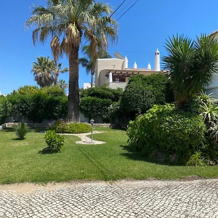 Casa Gondi - Right By Gale - Large Lush Gardens