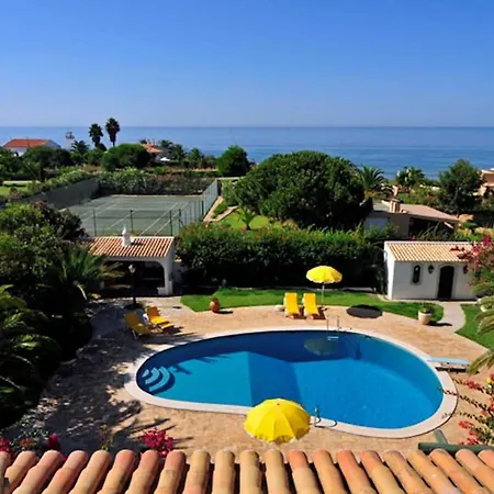 Casa Gondi - Right By Gale - Large Lush Gardens Villa Albufeira